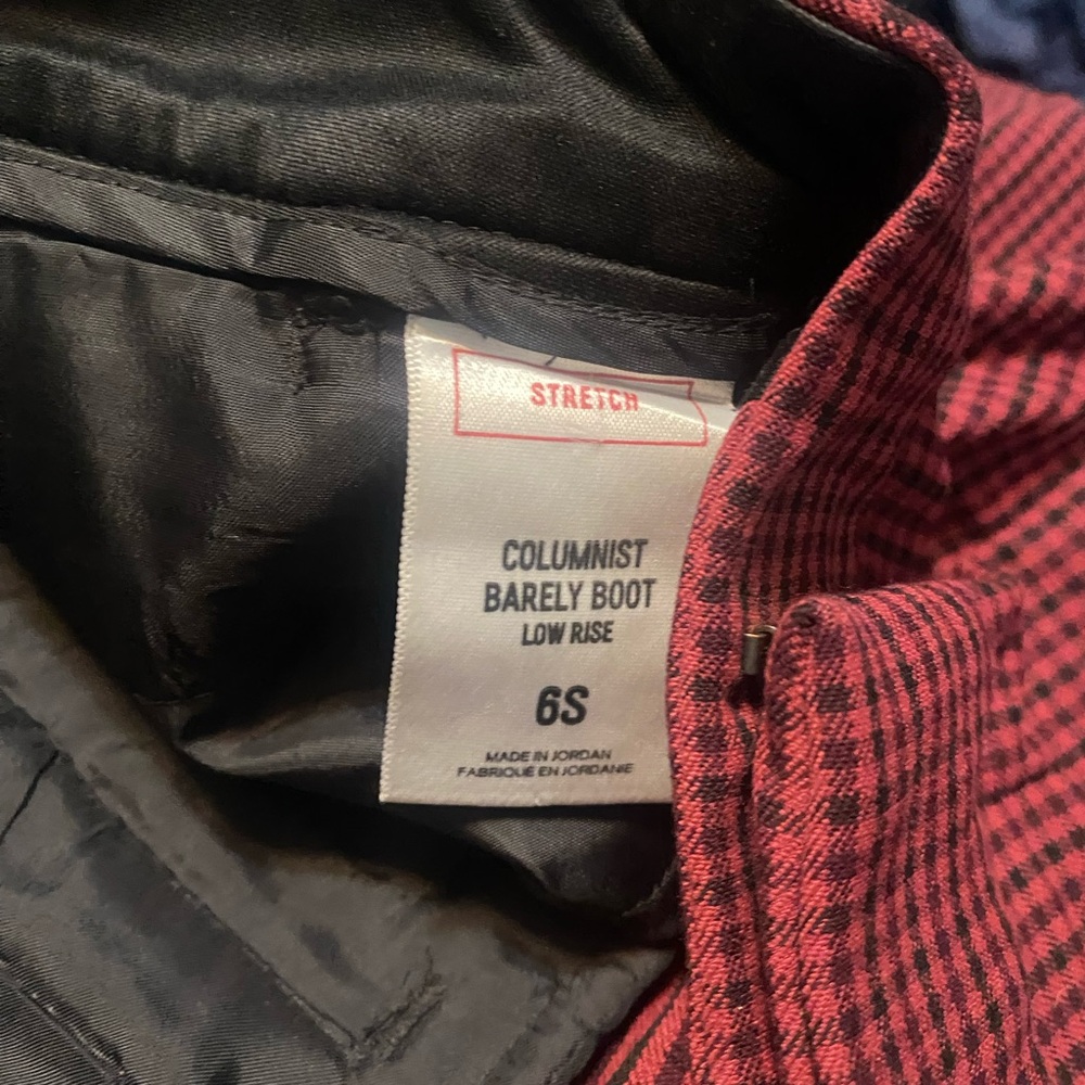 Express Columnist Barely Bootcut lowrise size 6S - Picture 2 of 2